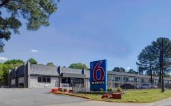 Motel 6 North Little Rock, AR
