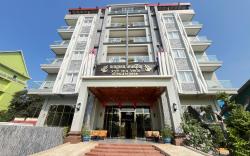 Kep Sea View Hotel &  Sky Bar