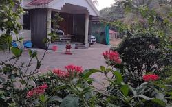 Suvarna TOURIST HOME