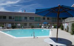 Motel 6 Reno, NV - Livestock