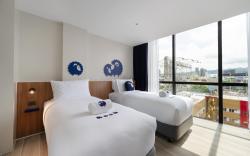 Kokotel Cebu Adira