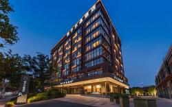 Crystal Orange Qingdao Taidong Pedestrian Street Hotel