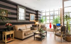 Hotel Volney Opera