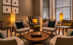 The Resident Kensington (formerly The Nadler Kensington)