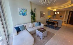 "Luxury One Bedroom Apartment | Bahrain Bay"