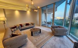 Penthouse Paradise | Iconic Four Seasons View
