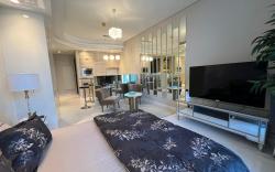 "Bahrain Bay Gem: Apt Overlooking Four Seasons"
