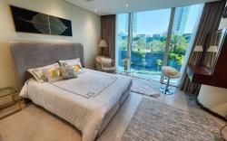 "Harbour Heights Studio Retreat"