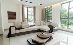 Georgetown Modern Brown-Colored 5BR 18pax Homestay