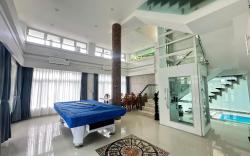 Khanh Villa Luxury 2 - Private 8 BRs 9 WCs Pool 