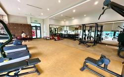 Full Modern Amenities Stu Apt Near Marriott Hotel