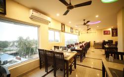 Hotel Ragavendra