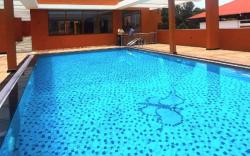 3 bhk flat with pool near Aster medcity 