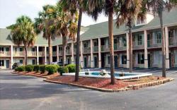 Motel 6 Eau Claire, WI
