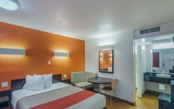 Motel 6 Ardmore, OK