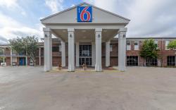 Motel 6 Ocala, FL - Conference Center