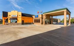 Motel 6 Clarksville, TN
