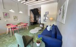 Room4U, near Gleneagles,Island and LGL, Burma Rd