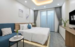 Condo with kitchen near West Lake