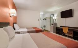 Motel 6 Frackville, PA