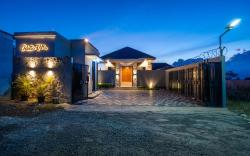 Odetta Villa Puncak - Kolam Renang Private