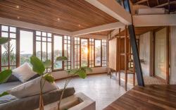Beach Alcove Penthouse 