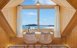 Yeongheungdo Rainbow Ocean View Pension