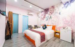 Townhouse Joy Inn Hotel - Near Etown