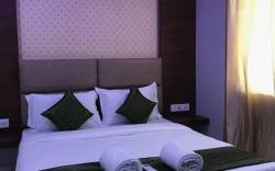 Smart Home Service Apartment by Stayz Royale
