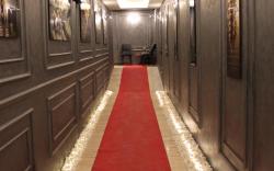 216 Silver Suites