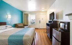 Motel 6 Portland, OR  Mall 205