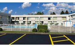 Studio 6  Suites Clarion, PA