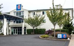 Motel 6 Lincoln City, OR