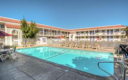 Motel 6 Redding, CA - South