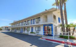 Motel 6 San Ysidro, CA - San Diego Border