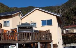 Orange Cabin Inn far from station