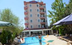 Megas Hotel