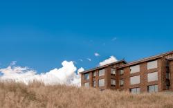 Hotel Qianshanji Lugu Lake