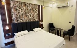 Snooze and Stay Omaxe Hazratganj