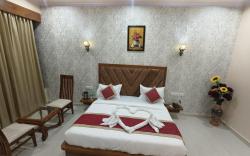 HOTEL NARAYAN VILAS