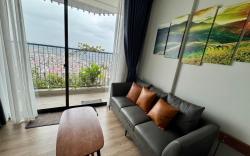 Relax in nice river view apartment OnsenR3 Ecopark