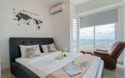 Homey 1BR at Grand Kamala Lagoon Apt By Travelio