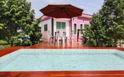 บ้านในสวนรีสอร์ท หุบป่าตาด (บ้านรักเขา)