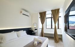 Loft82#3#Queen bed with bathroom