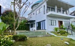 The Kynon Villa