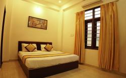 Hotel Golden Bird