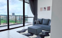 The Podium Residence 3R2B 7pax with Netflix