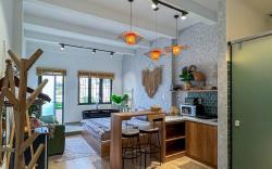 Home in the heart of district 1