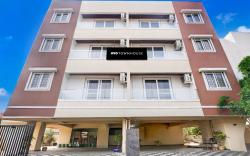 Townhouse Hotel Metro