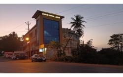 Sri Ratna Lodge